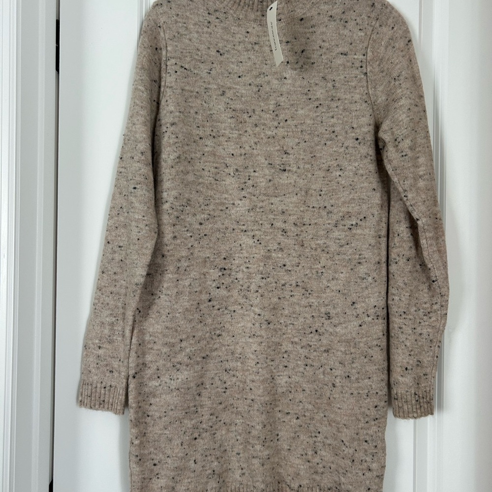 Francesca's Collections Speckled Knit Sweater